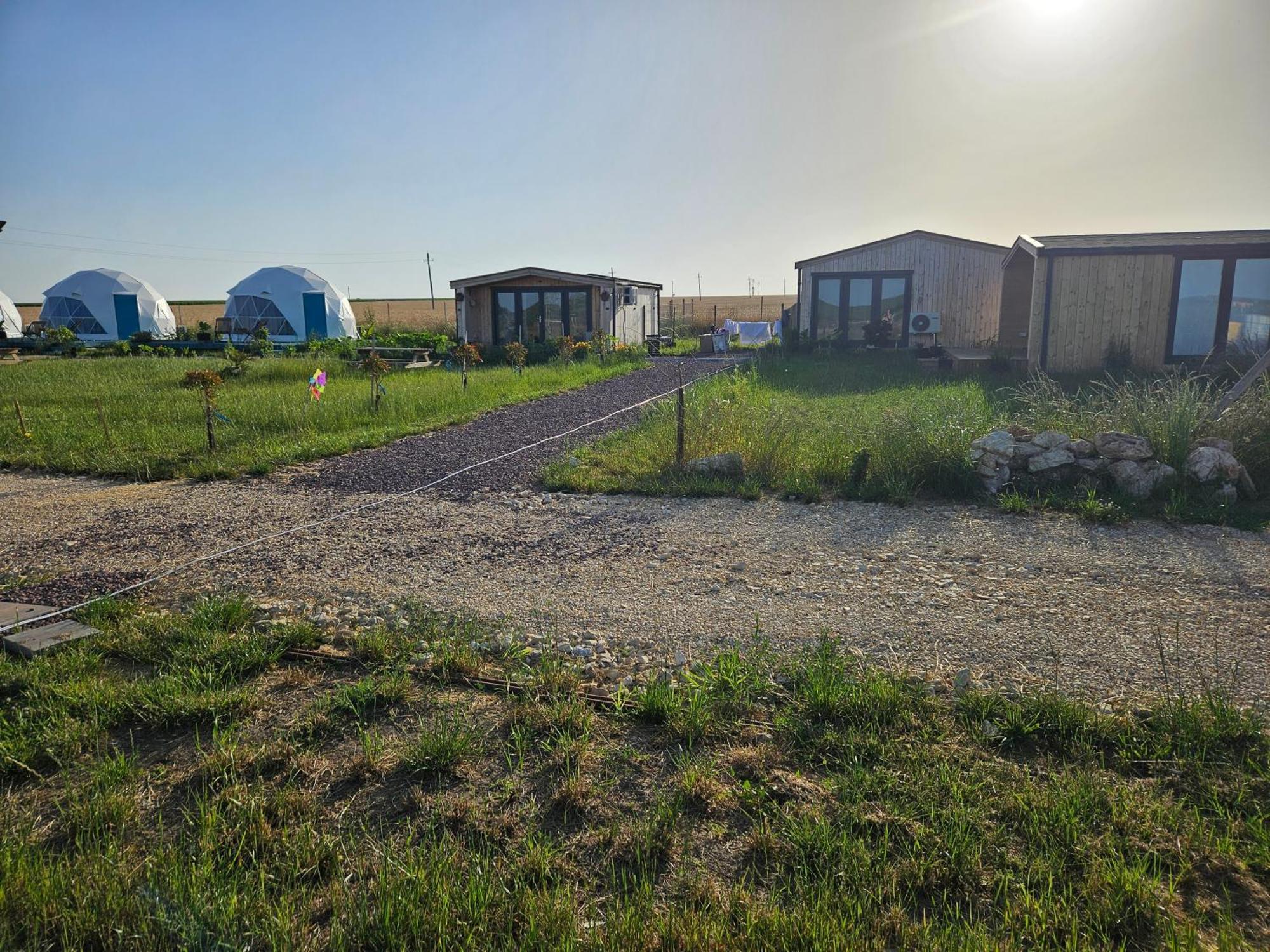 Mar A Lago Glamping23 Douazeci si Trei August Exterior photo